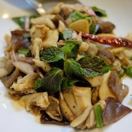 น้ำตกเห็ด