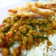 ปานใจ ข้าวแกงคนปราณบุรี