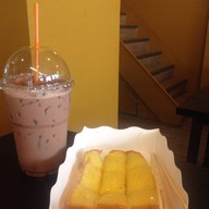 Cafe Embassy ตลาดอมรพันธ์