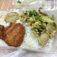 มลฤดีข้าวเหนียวหมูปิ้ง