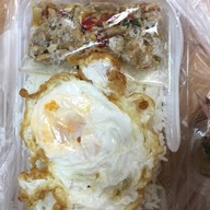 มลฤดีข้าวเหนียวหมูปิ้ง