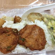 มลฤดีข้าวเหนียวหมูปิ้ง