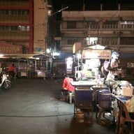 ร้านอาหารมุสลิม น้าบี๋อาหารตามสั่ง