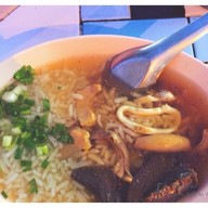 ก๋วยจั๊บ วัดโรงช้าง