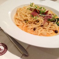 Pokka Cafe, Hong Kong