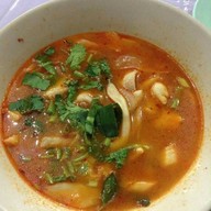 ต้มยำหัวปลา ตลาดมีนบุรี