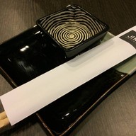 Jiro Raw bar & grill โรงแรม แมนฮัตตัน