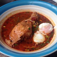 ก๋วยเตี๋ยวลูกชิ้นหมูนายเล้ง (พี่นก)