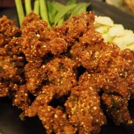 บ้านสีน้ำ