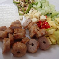 ลาโรส อาหารเวียดนาม ถนนยมราช