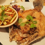 บ้านสีน้ำ