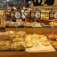 Tops Bakery Central Rattanathibeth เซ็นทรัลรัตนาธิเบศร์