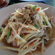 ส้มตำป้าเสริฐ ข้างรพ.เมืองราช