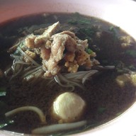 กอเซี๊ยม 2 เเม่เเตง