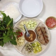 ร้านอาหาร ใบเงิน