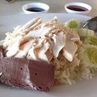 ดีเจริญข้าวมันไก่ ตลาดโพธิ์สุวรรณ
