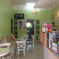 Mary Made Cafe - The Homemade Bakery