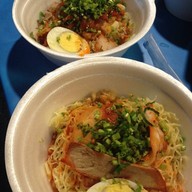 ก๋วยเตี๋ยวแห้งหมูแดงสูตรโบราณ สุโขทัย