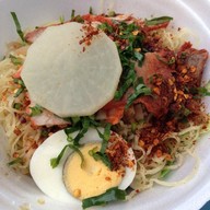 ก๋วยเตี๋ยวแห้งหมูแดงสูตรโบราณ สุโขทัย
