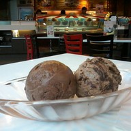 Swensen's Tops ทองหล่อ