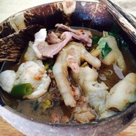 ก๋วยเตี๋ยวเรือเป่าปากชามกะลา