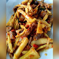 ข้าวแกง เรือนเงิน