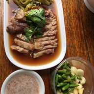 ชามโตก๋วยเตี๋ยวเป็ด