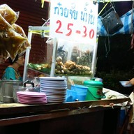ก๋วยจั๊บน้ำข้น ปากซอยวัดทองธรรมชาติ
