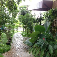 ครัวสะแตกหม่าล่า&บ้านปลาเผา ปราจีนบุรี