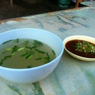 ข้าวมันไก่ หน้าสถานีรถไฟลำปาง