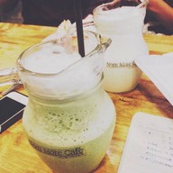 นมมอร์คาเฟ่ ม.ศิลปากร