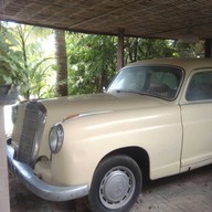 เฮือนอ้ายบ่าว