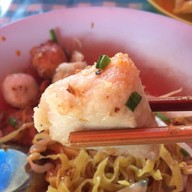 @ตลิ่งชัน ก๋วยเตี๋ยวปลา หน้าเขตตลิ่งชัน