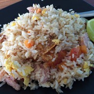 ไอดินกลิ่นกาล
