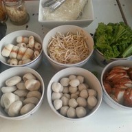 เฟื้อย