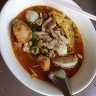 นายใหญ่ (อร่อยจัง)