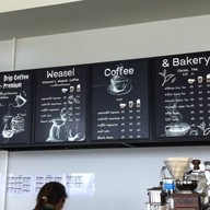 weasel coffee bakery รัตนาธิเบส,กาญจนาภิเษก,เชียงใหม่