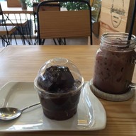 TEA SHAKE ชานมไข่มุก - มอนอ