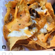 Doni Nacho ตลาดนัดรถไฟรัชดา และออกงานอีเว้นต่างๆ