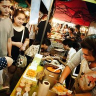 Doni Nacho ตลาดนัดรถไฟรัชดา และออกงานอีเว้นต่างๆ