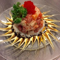 Jiro Raw bar & grill โรงแรม แมนฮัตตัน
