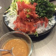 Jiro Raw bar & grill โรงแรม แมนฮัตตัน