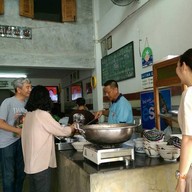 เย็นๆ ก๋วยเตี๋ยวเนื้อ