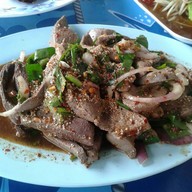 น้องเพลงตำระเบิด