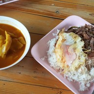 ครัวชาวใต้ สาขา 8 ข้าวแกงรสเด็ด :)