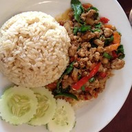 สวนผัก สลัด&สเต็ก