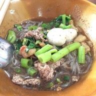 ก๋วยเตี๋ยวเรือนายต๋อง