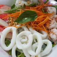 เฟรสแหนมเนือง (สูตรหนองคาย) ถนนหน้าค่าย