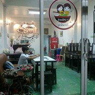 ชลเส้น ก๊วยเตี๋ยวต้มยำไข่หวาน