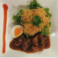 ชลเส้น ก๊วยเตี๋ยวต้มยำไข่หวาน